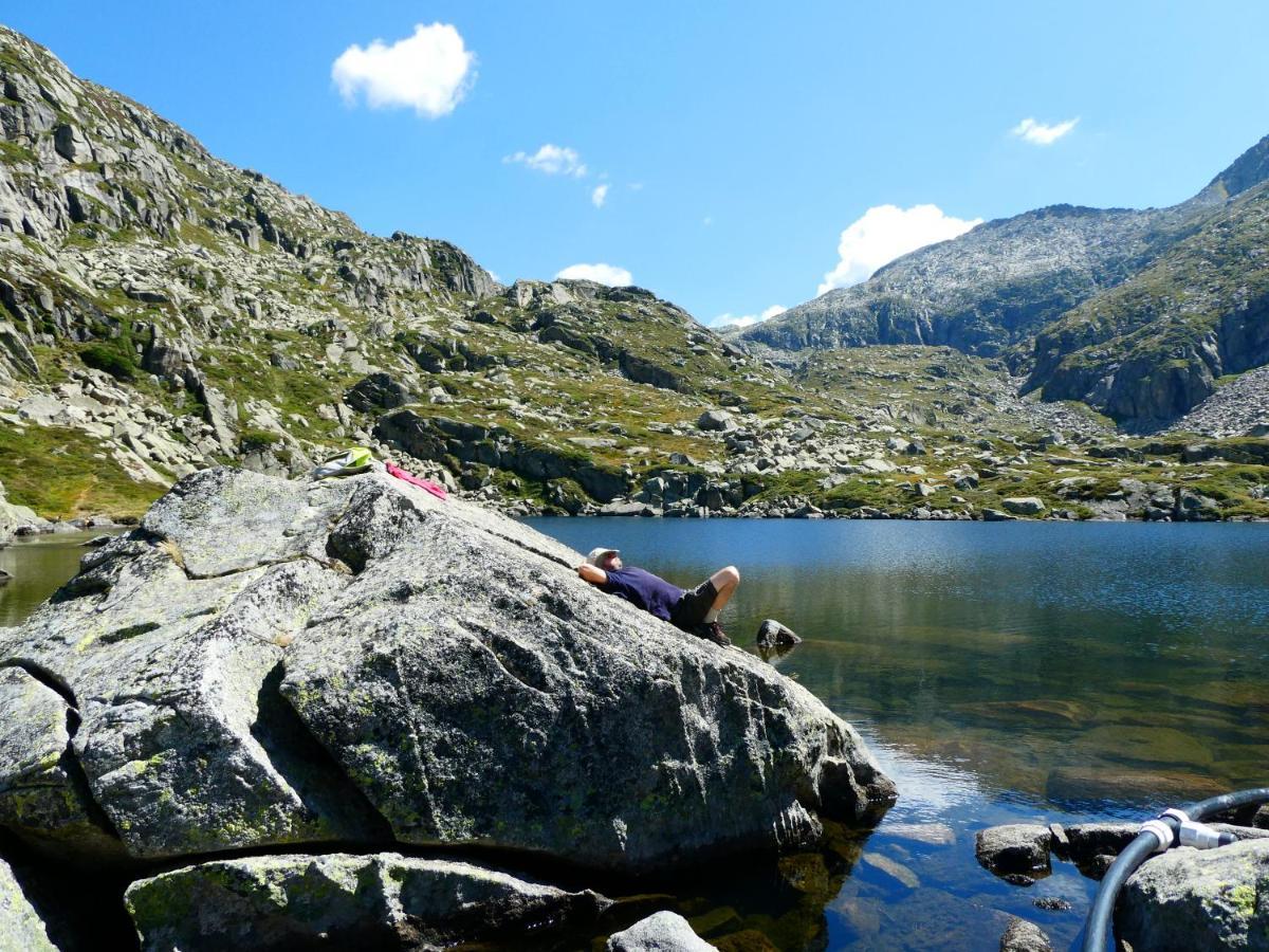 Pleine Nature Pied Pistes Piscine Chauffee Ustou Exterior foto